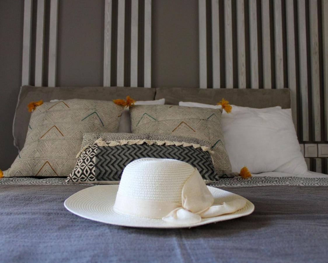 Agali Supreme Hospitality And Comfort أفيتوس المظهر الخارجي الصورة